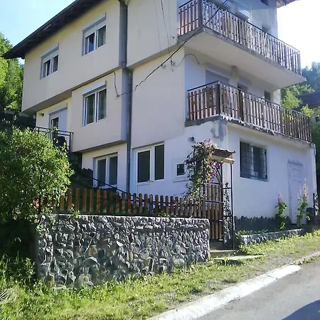 Appartement Belite Brezi Guest Apartment Shipkovo (Lovech)